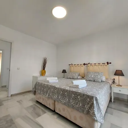 Semesterbostad Tess Playamar Liszt