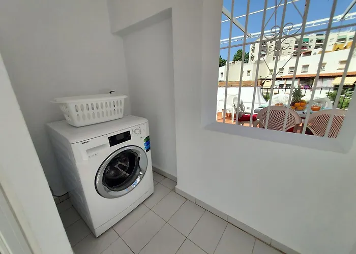 Semesterbostad Tess Playamar Liszt Torremolinos